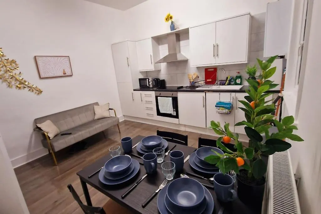 Apartment 2 Bed Apartment, Near Canary Wharf, O2, Excel, Airport London